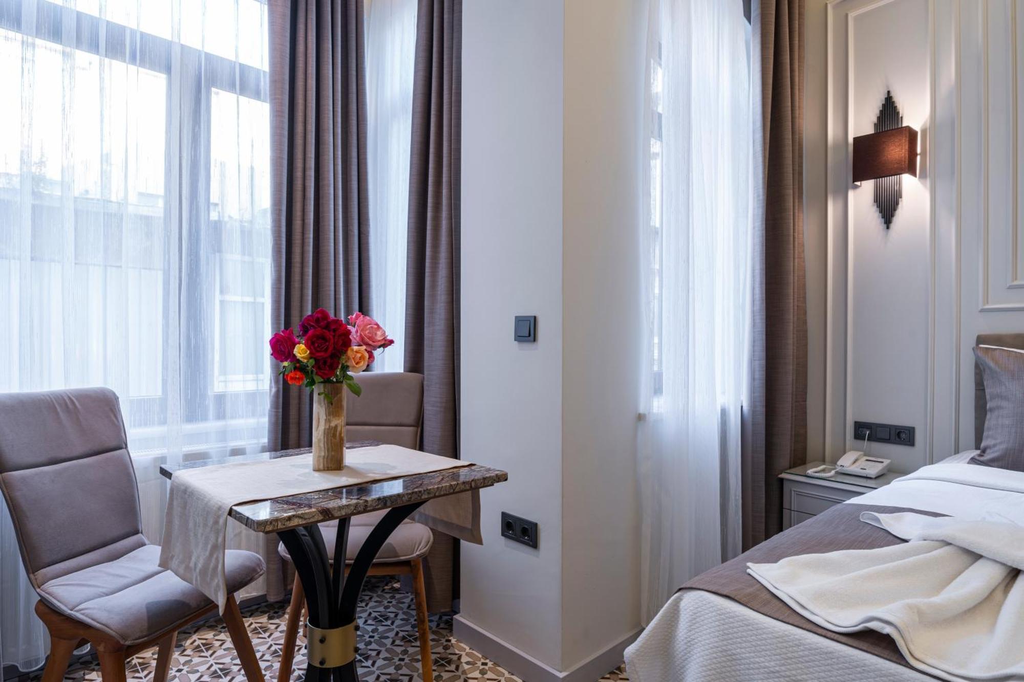 Pera Luna Premium Hotel Istanbul Luaran gambar