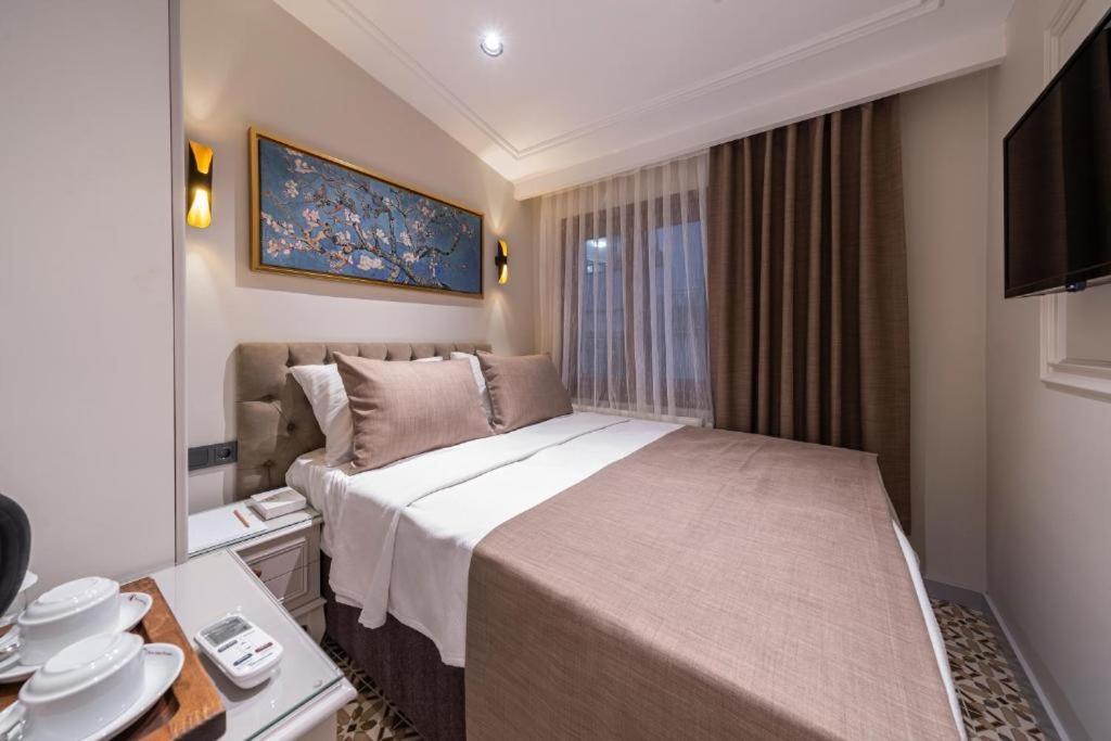 Pera Luna Premium Hotel Istanbul Luaran gambar
